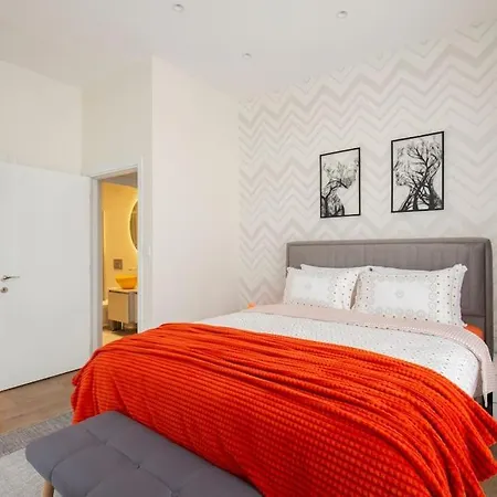 Modern Flat With Location Near Nisantasi Estambul
