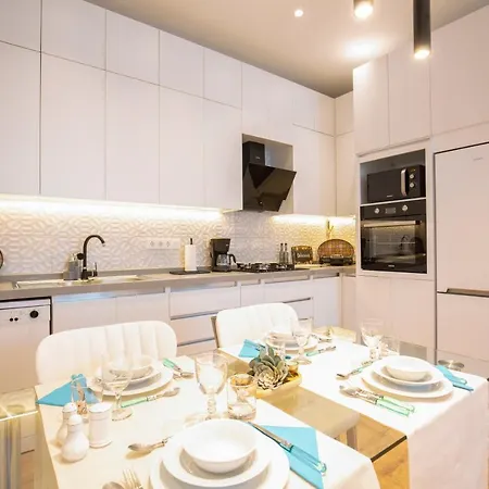 Modern Flat With Location Near Nisantasi * اسطنبول