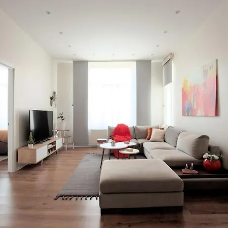 Modern Flat With Location Near Nisantasi * اسطنبول