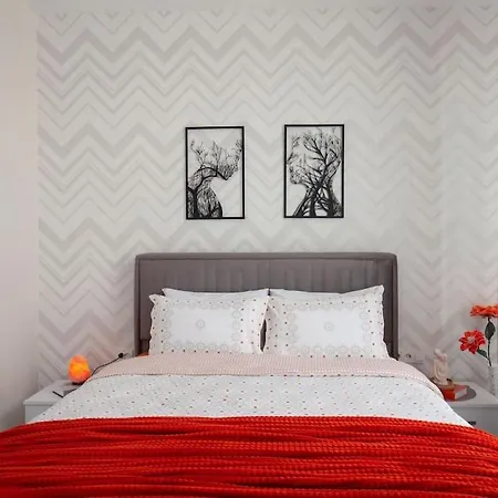 Modern Flat With Location Near Nisantasi *